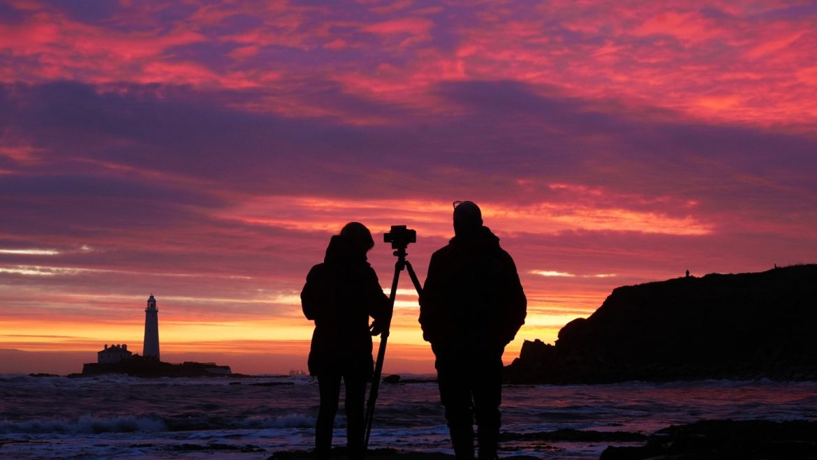 Met Office forecasts ‘mild Christmas’ with ‘notably high temperatures’