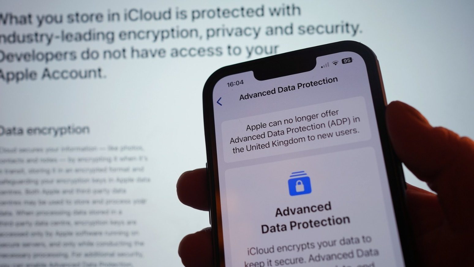 Government has made UK user data ‘less secure’ with Apple row