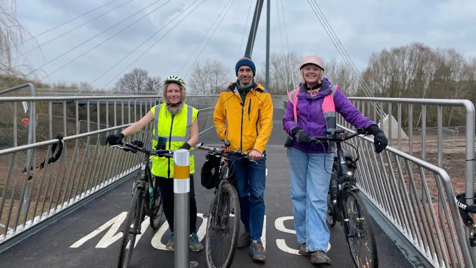 Worcestershire multimillion-pound bridge feels 'a bit pointless'