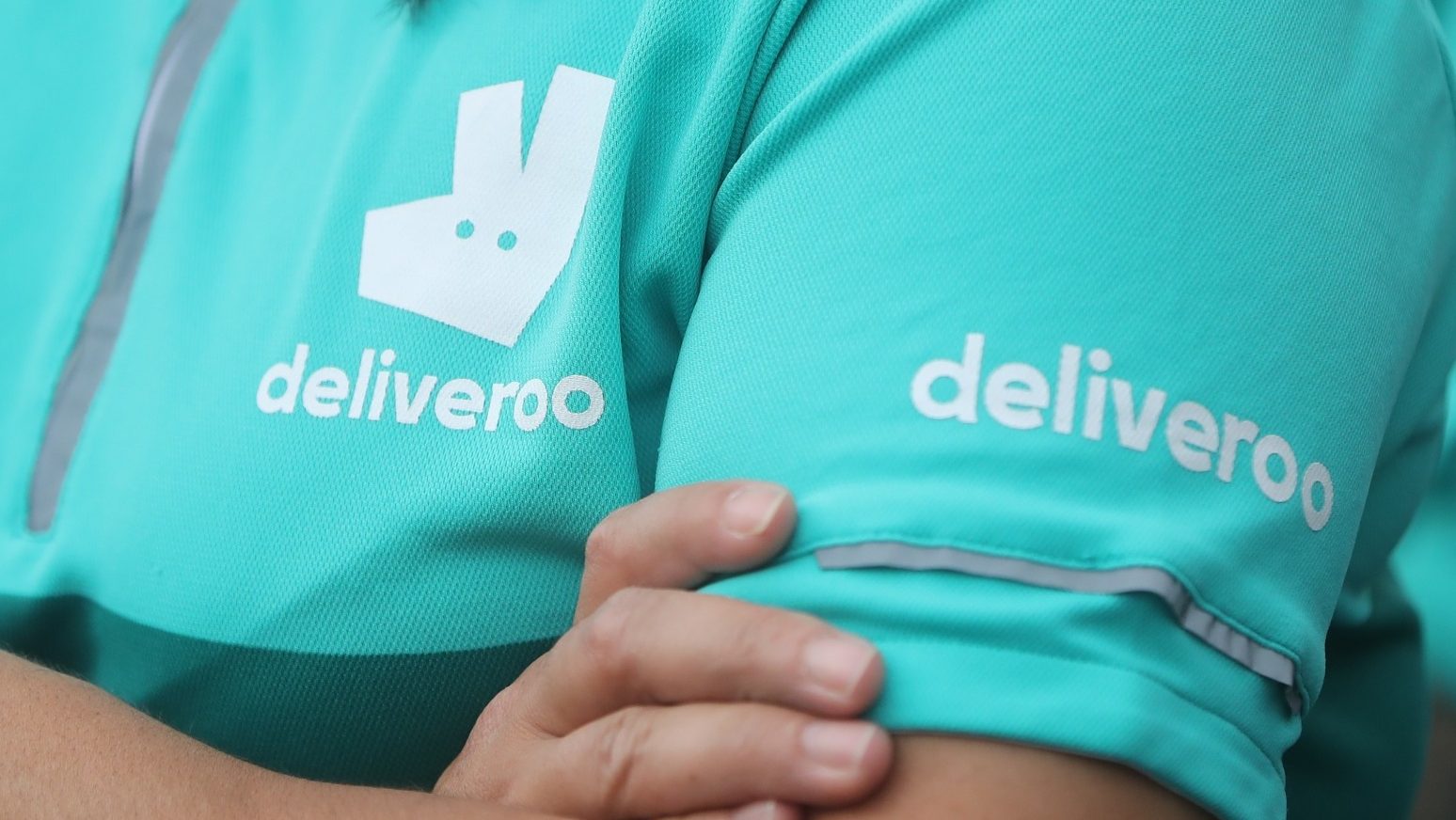 Deliveroo agrees £2.9bn takeover by US rival DoorDash