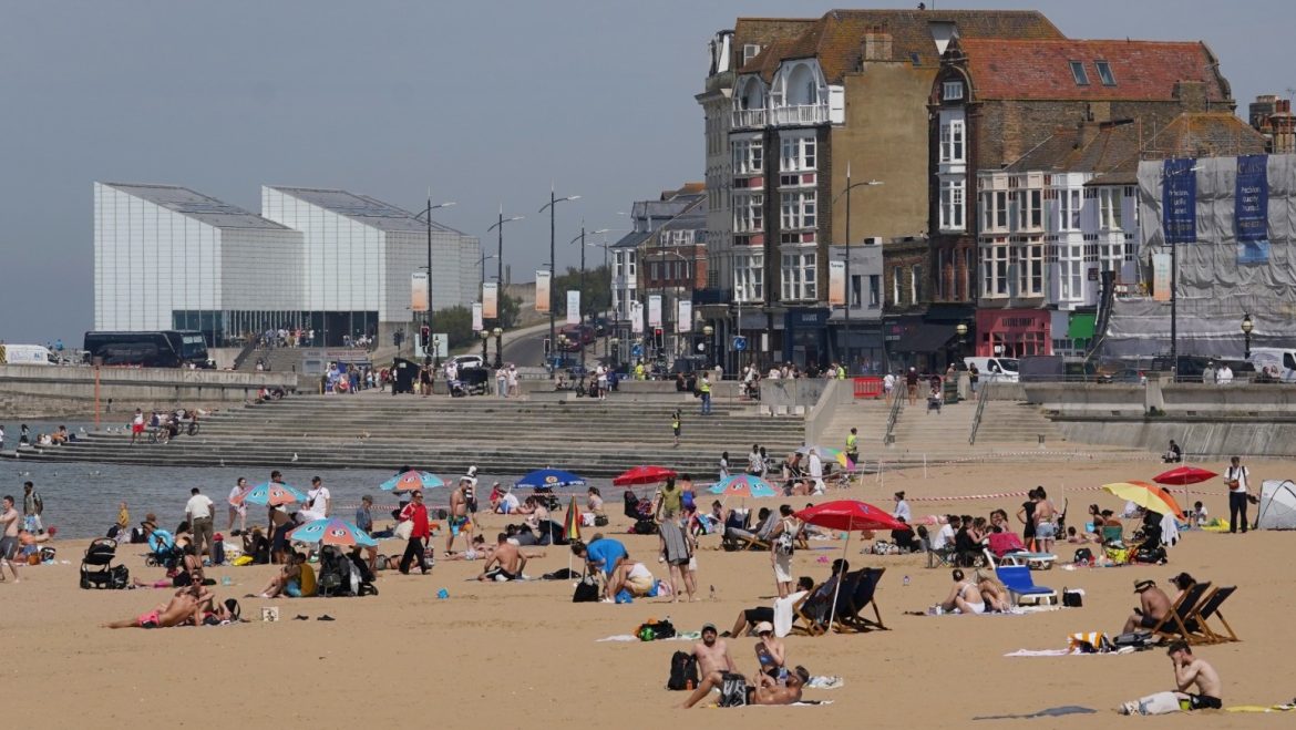 Warmest start to May on record amid wildfires and water warnings