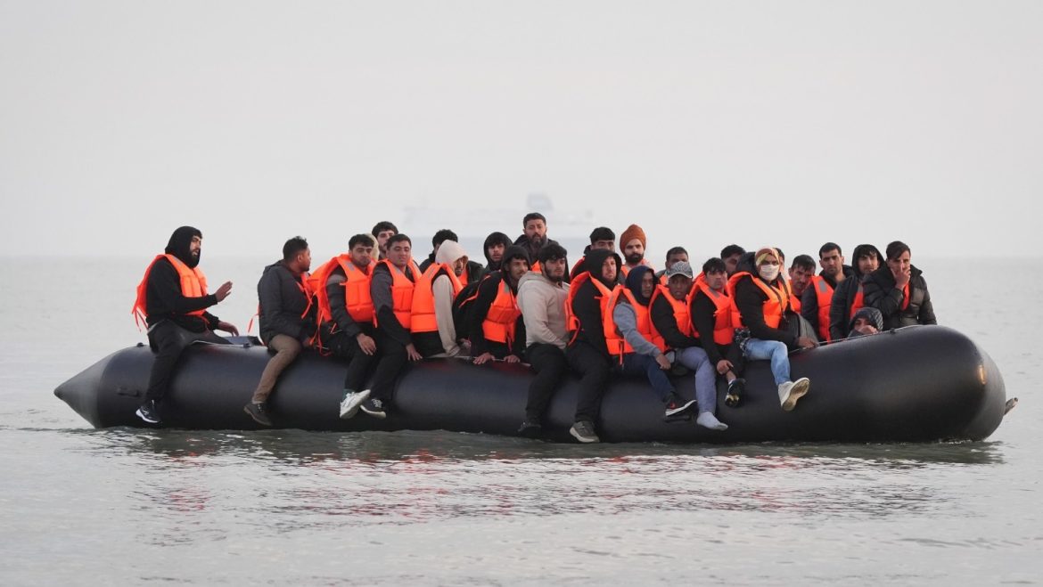 Migrant daily arrivals top 1,000 for first time this year