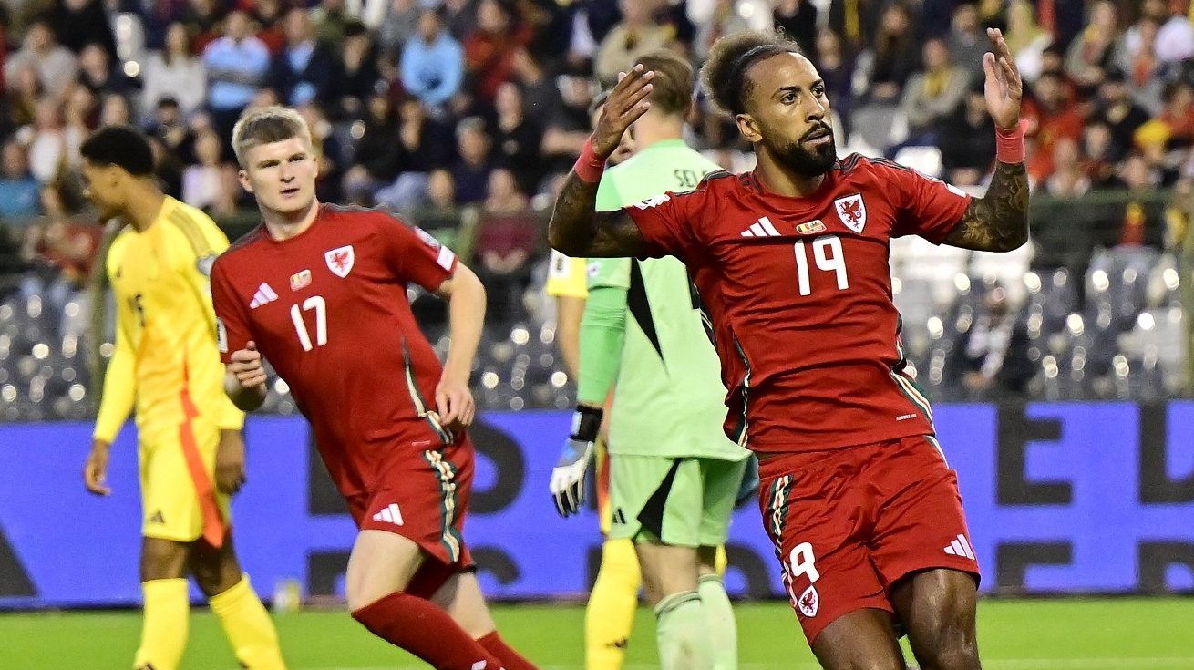 Bellamy defiant after Wales loss as Scotland bounce back