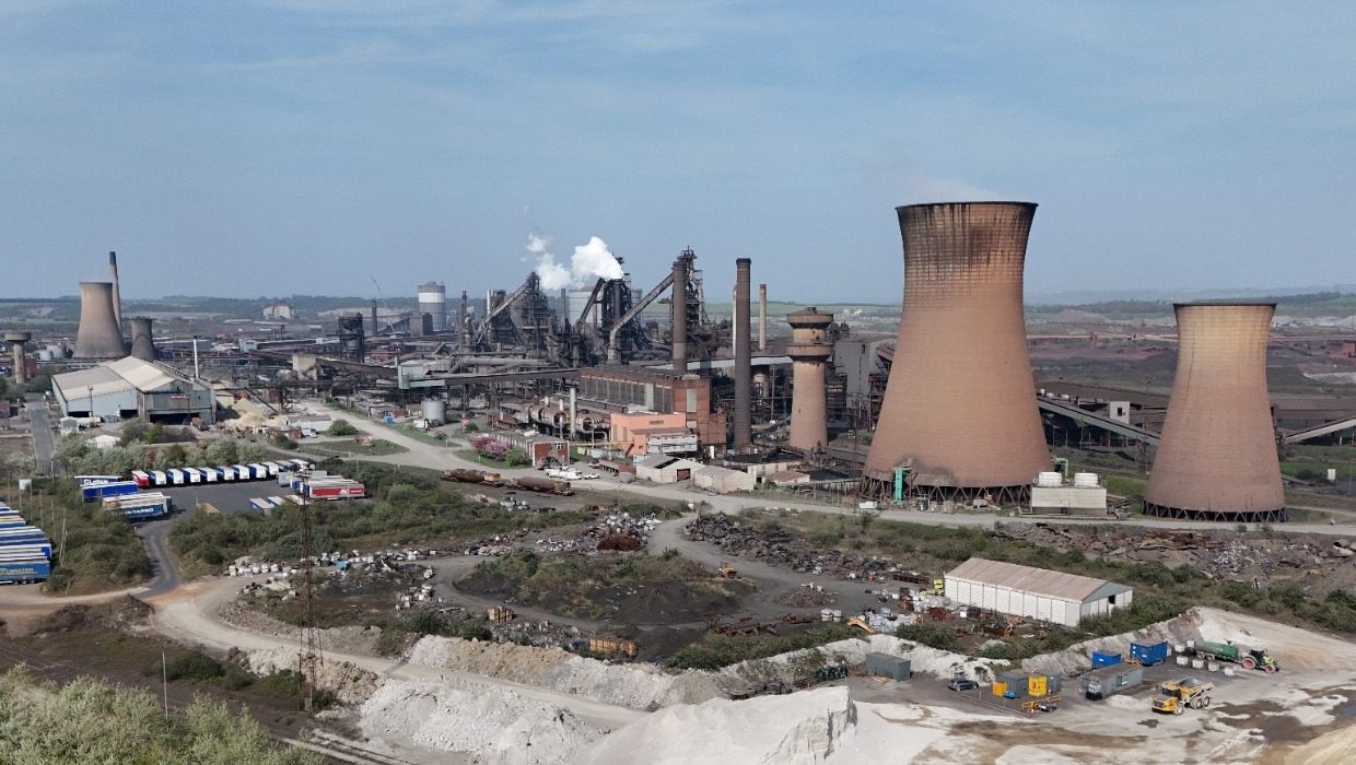 Rail deal worth £500m will help save Scunthorpe steelworks, says minister