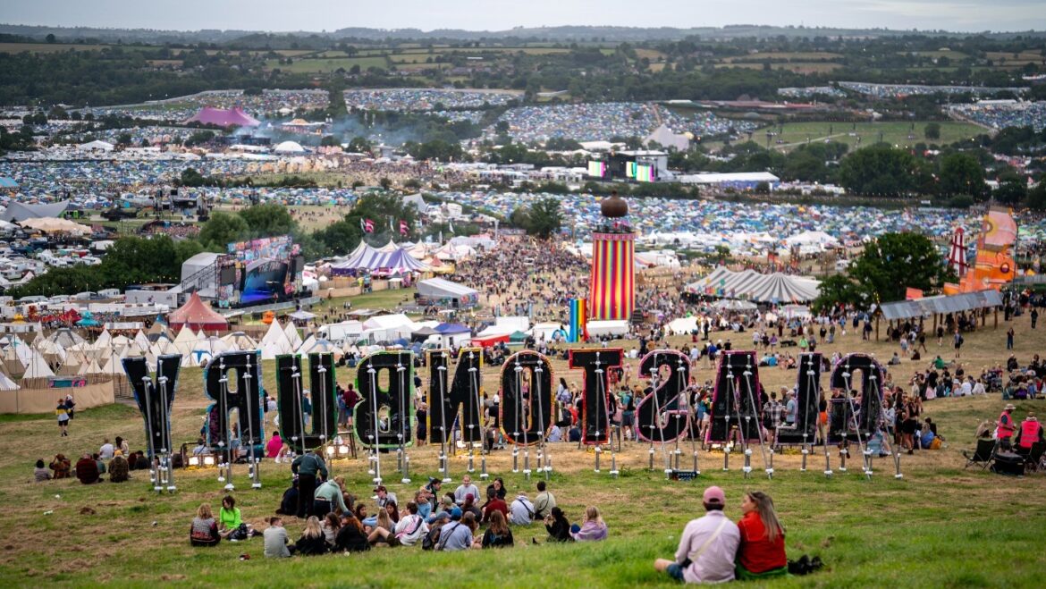 The 1975 to headline Glastonbury Festival