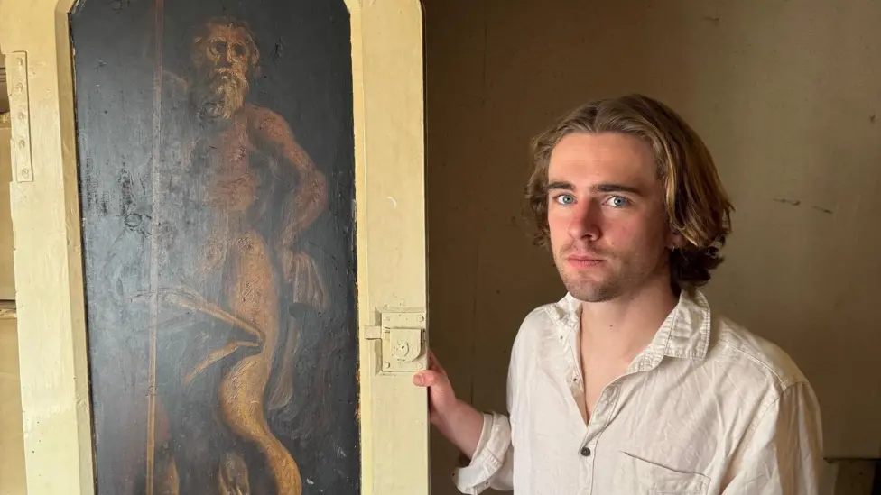 Mysterious Shrewsbury pub painting inspires dark comedy