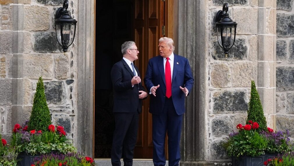 Trump hosts Starmer and Swinney for dinner at Aberdeenshire golf course
