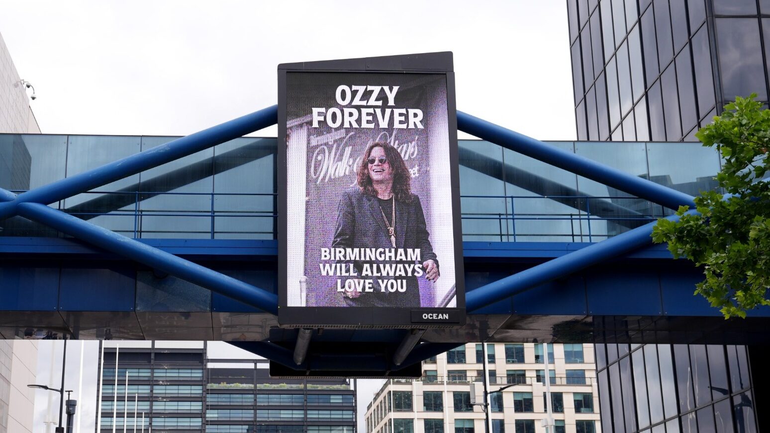 Sharon Osbourne emotional as family look at Ozzy Osbourne tributes in Birmingham